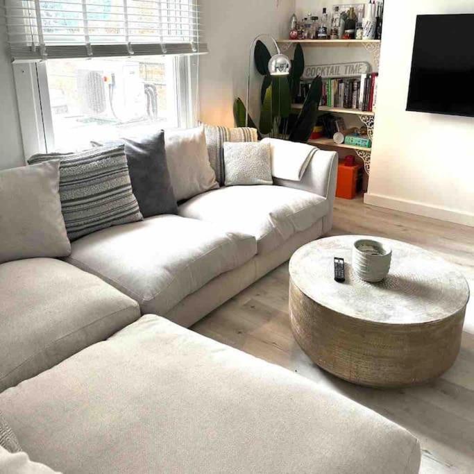 Stunning 2 Bedroom Flat Camden Лондон Екстер'єр фото
